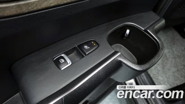 Kia Sorento 2021 — ფოტო 17/20