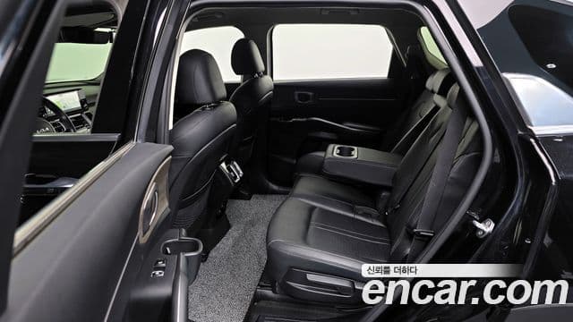 Kia Sorento 2021 — ფოტო 20/20