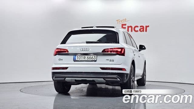 Audi Q5 2021 — Şəkil 4/20