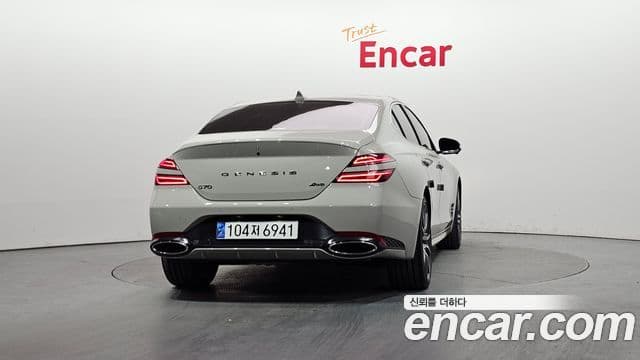 Genesis G70 2023 — Photo 5/13