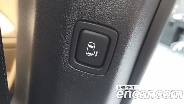 Kia Carnival 2021 — Photo 6/20