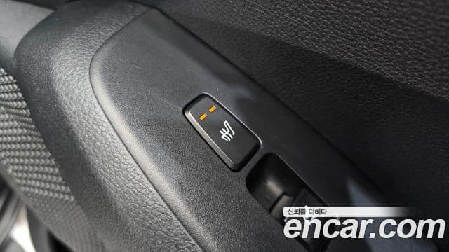 Kia Seltos 2021 — Şəkil 19/20