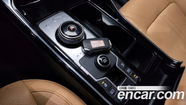 Kia Sorento 2022 — Фото 9/20