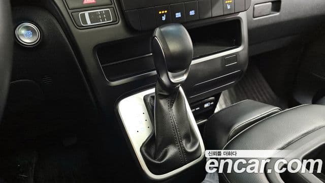 Hyundai Staria 2022 — Şəkil 9/20