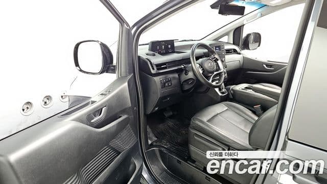 Hyundai Staria 2022 — Şəkil 10/20