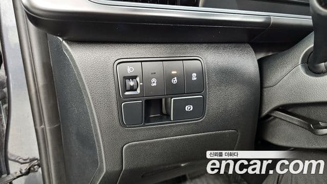 Hyundai Staria 2022 — Şəkil 18/20