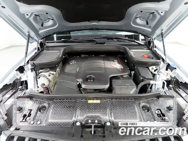 Mercedes-Benz GLE-Class 2024 — Şəkil 18/20