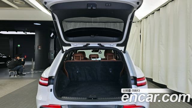 Genesis GV70 2021 — Şəkil 20/20