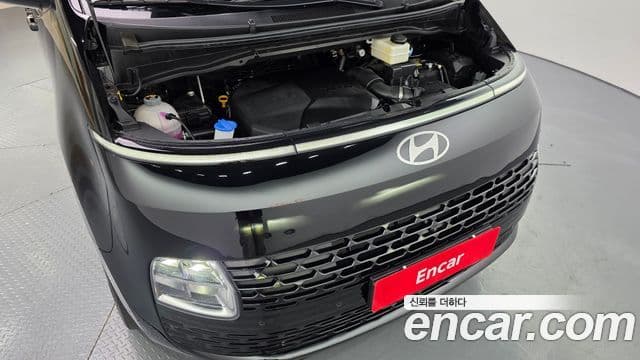 Hyundai Staria 2025 — ფოტო 6/20