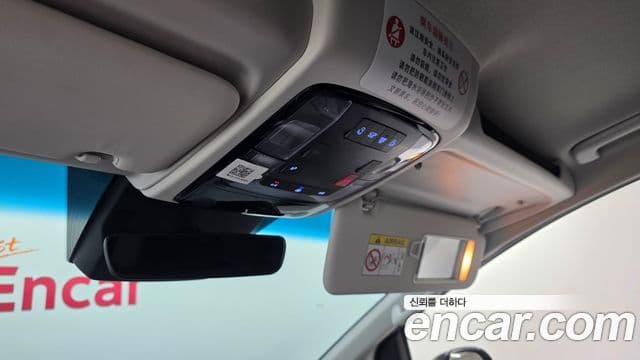 Hyundai Staria 2025 — ფოტო 17/20