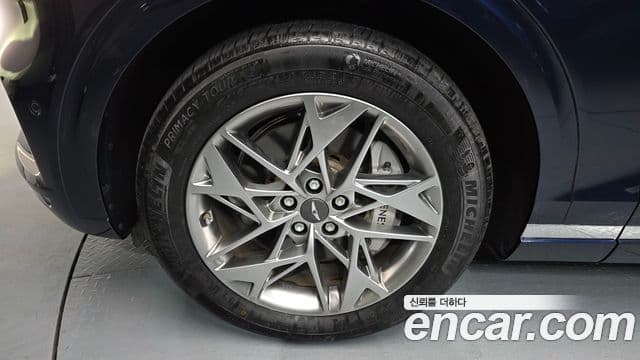 Genesis GV70 2022 — ფოტო 5/20