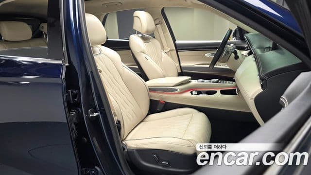 Genesis GV70 2022 — ფოტო 10/20