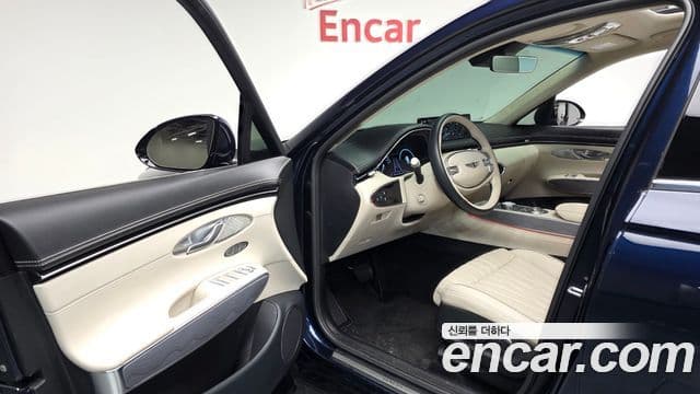 Genesis GV70 2022 — ფოტო 12/20