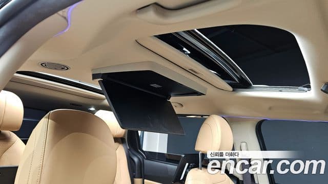 Kia Carnival 2020 — Şəkil 18/20