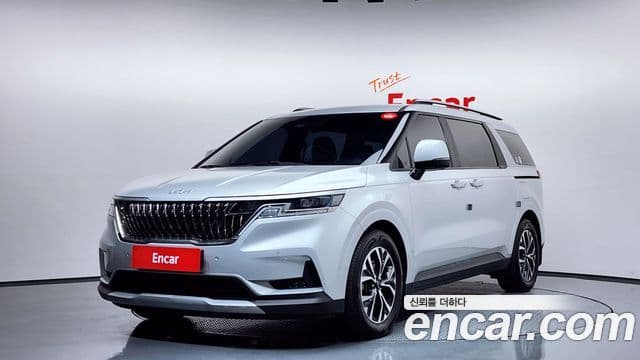 Kia Carnival 2022 — Фото 1/20