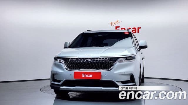 Kia Carnival 2022 — Фото 3/20