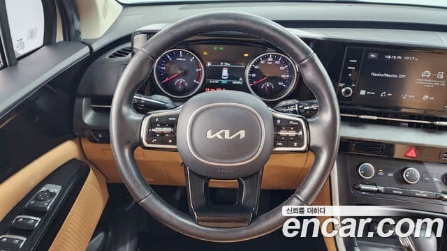 Kia Carnival 2022 — Фото 13/20