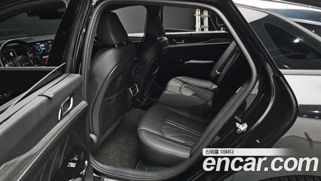 Kia K5 2024 — Photo 19/20