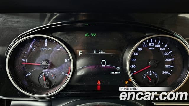 Kia Carnival 2020 — Şəkil 8/20
