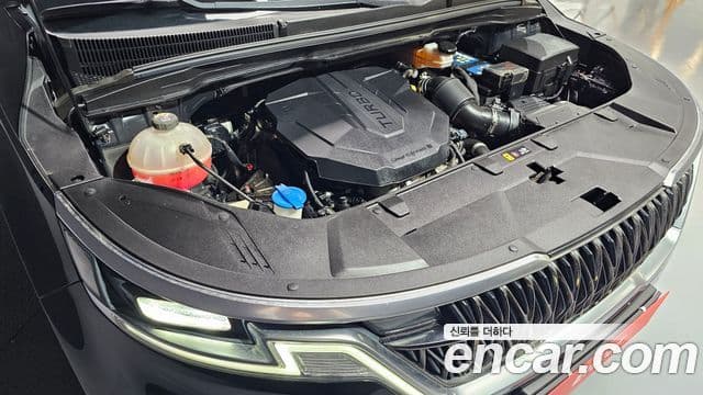 Kia Carnival 2020 — ფოტო 6/20