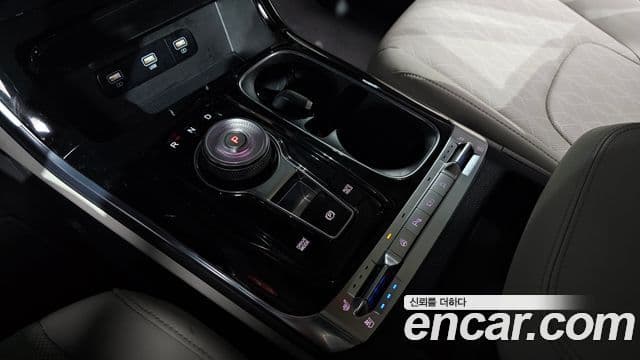 Kia Carnival 2020 — ფოტო 9/20