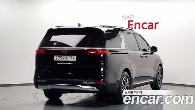 Kia Carnival 2021 — Фото 2/20