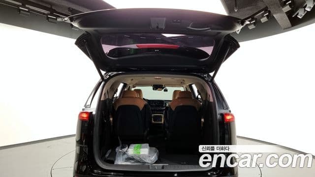 Kia Carnival 2021 — Фото 20/20