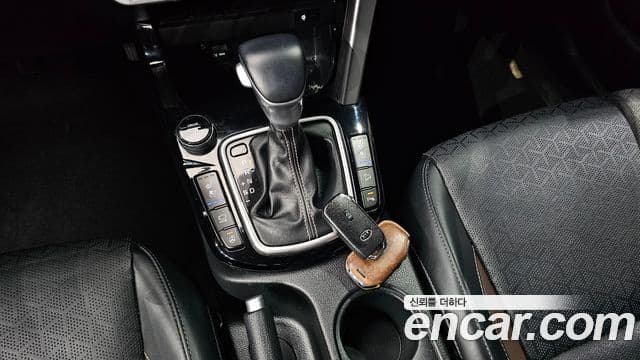 Kia Seltos 2019 — ფოტო 8/20