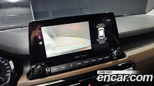 Kia Seltos 2019 — ფოტო 16/20