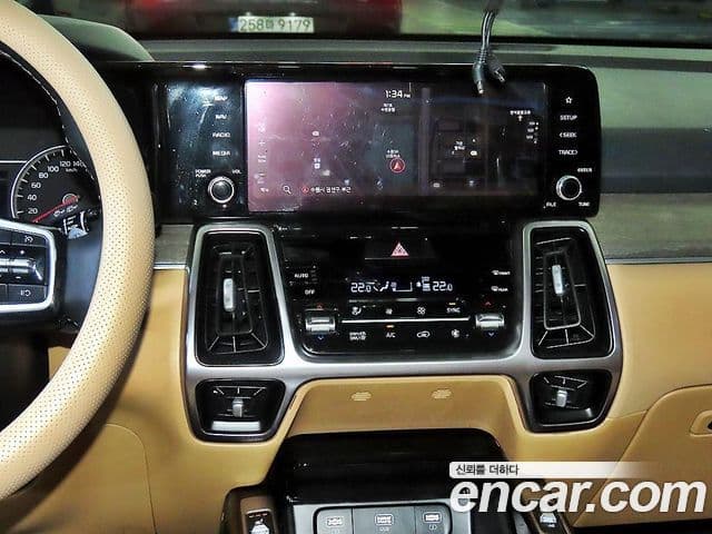 Kia Sorento 2020 — ფოტო 11/20