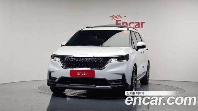 Kia Carnival 2023 — Фото 3/20