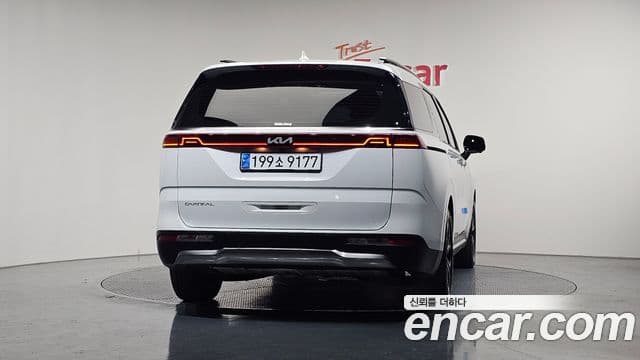 Kia Carnival 2023 — Фото 4/20