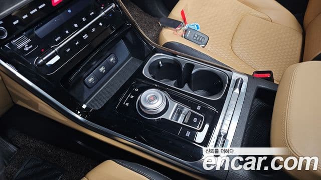 Kia Carnival 2023 — Фото 9/20
