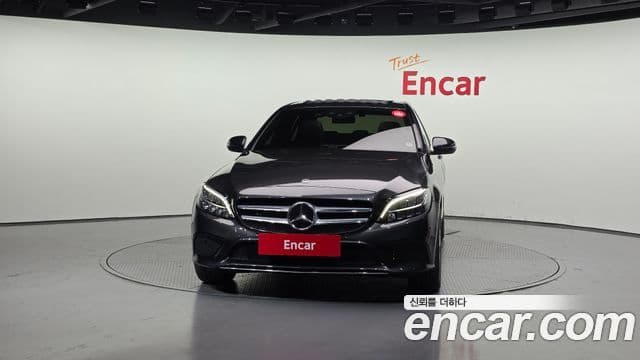 Mercedes-Benz C-Class 2020 — ფოტო 3/20
