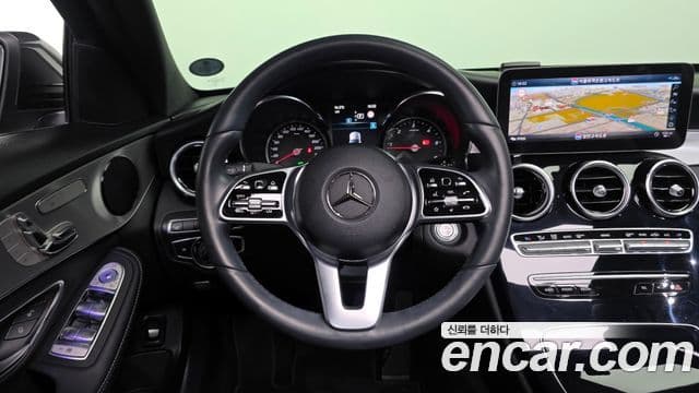 Mercedes-Benz C-Class 2020 — ფოტო 13/20