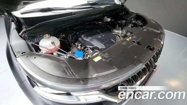 Kia Carnival 2022 — Şəkil 18/20