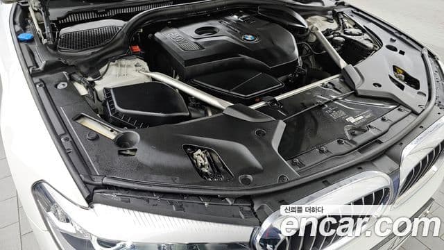 BMW 5 Series 2019 — Şəkil 6/20