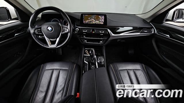 BMW 5 Series 2019 — Şəkil 7/20