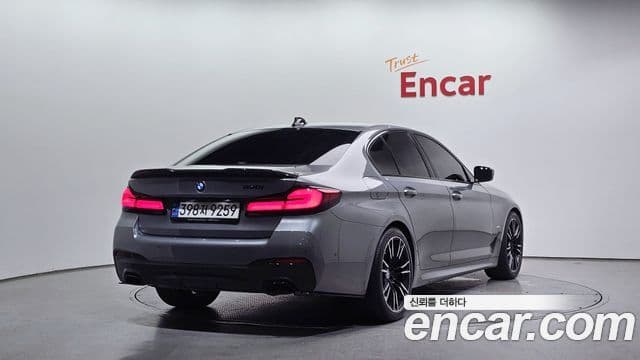 BMW 5 Series 2023 — ფოტო 2/20