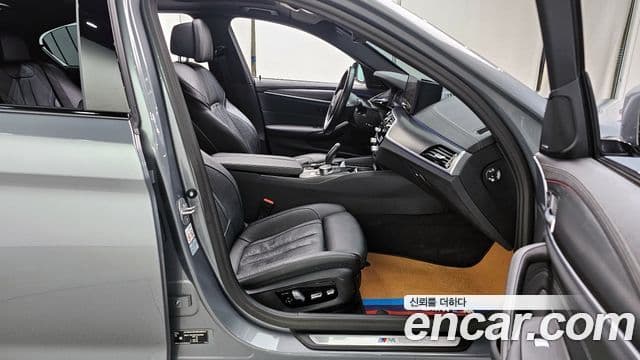 BMW 5 Series 2023 — ფოტო 11/20