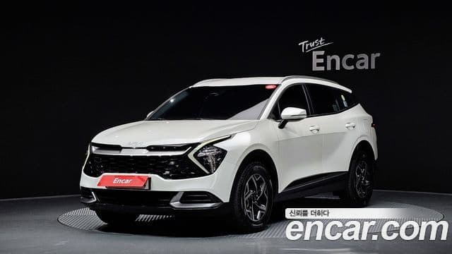 Kia Sportage 2021 — Фото 1/20