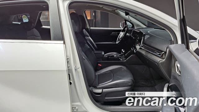 Kia Sportage 2021 — Фото 10/20