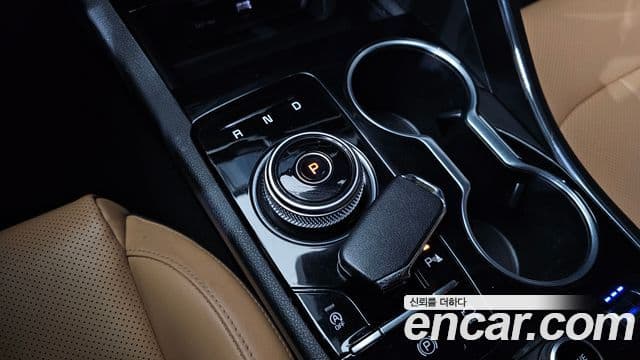 Kia K5 2021 — ფოტო 9/20