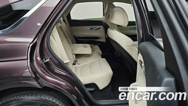 Genesis GV70 2021 — Şəkil 12/20