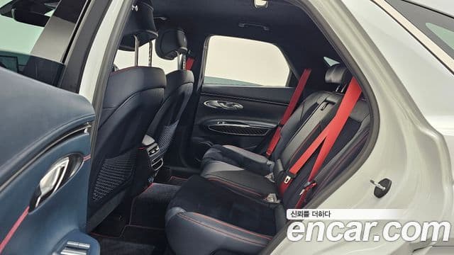 Genesis GV70 2021 — Şəkil 13/20