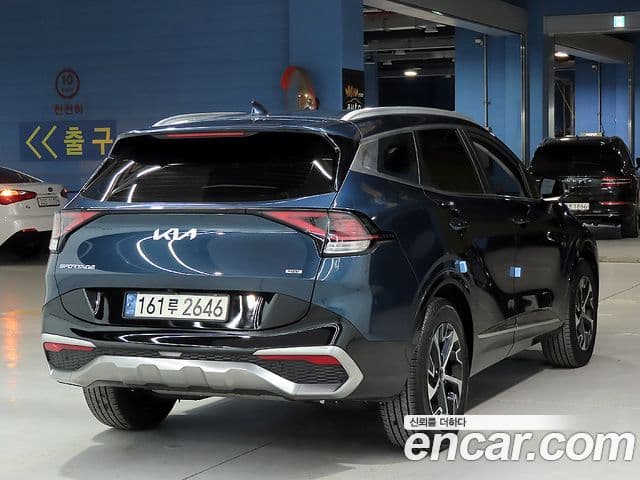 Kia Sportage 2022 — Фото 2/20