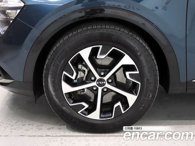 Kia Sportage 2022 — Фото 5/20