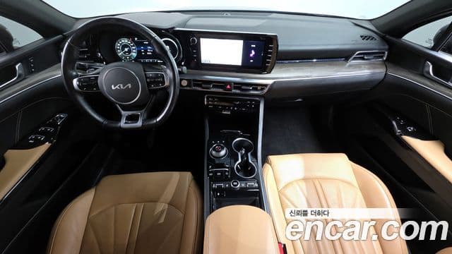 Kia K5 2021 — ფოტო 7/20
