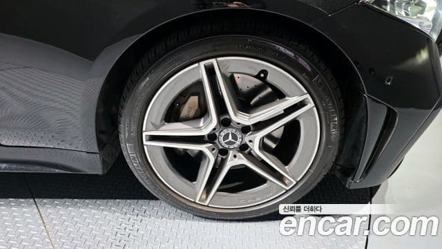 Mercedes-Benz CLS-Class 2022 — Photo 16/20