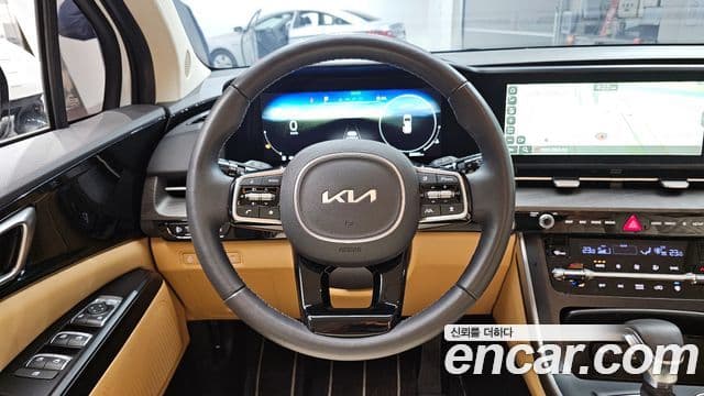 Kia Carnival 2023 — Şəkil 13/20